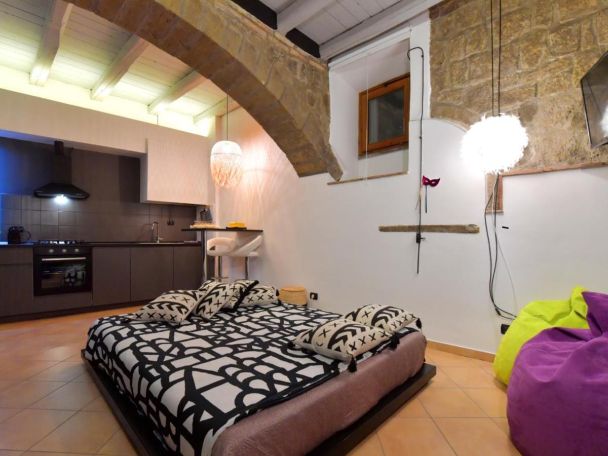 Viterbo Centro Casa Surina Apartment Luaran gambar
