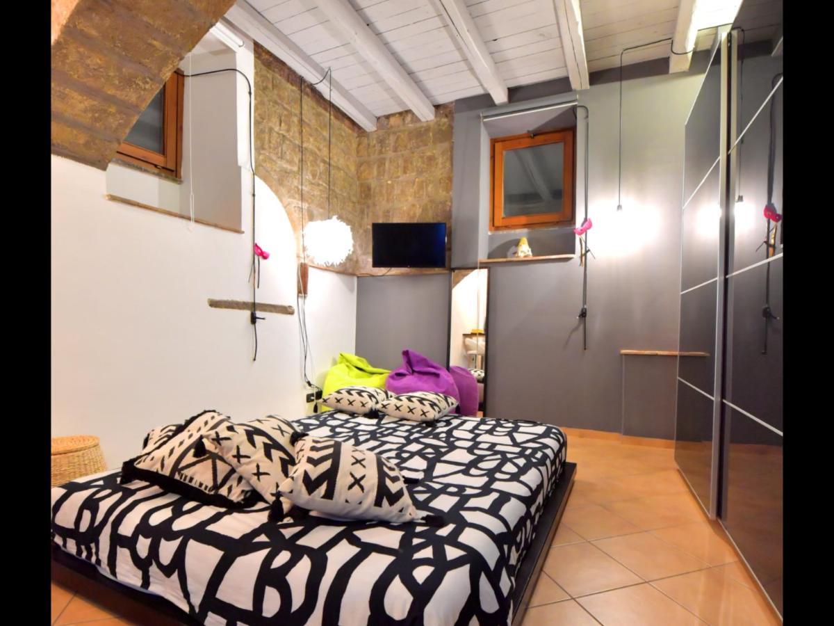 Viterbo Centro Casa Surina Apartment Luaran gambar