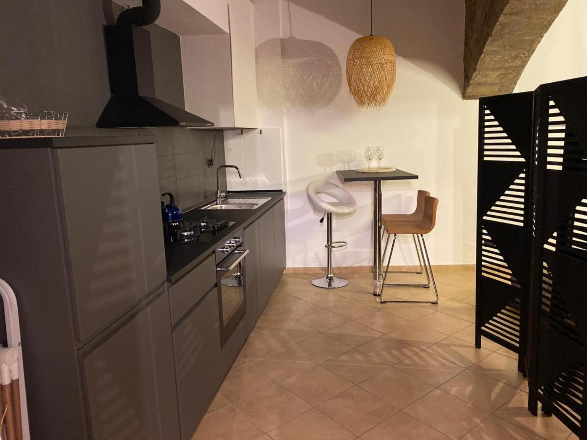 Viterbo Centro Casa Surina Apartment Luaran gambar